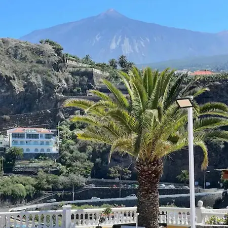 Apartment 2 Boho Sun Ocean Breeze *